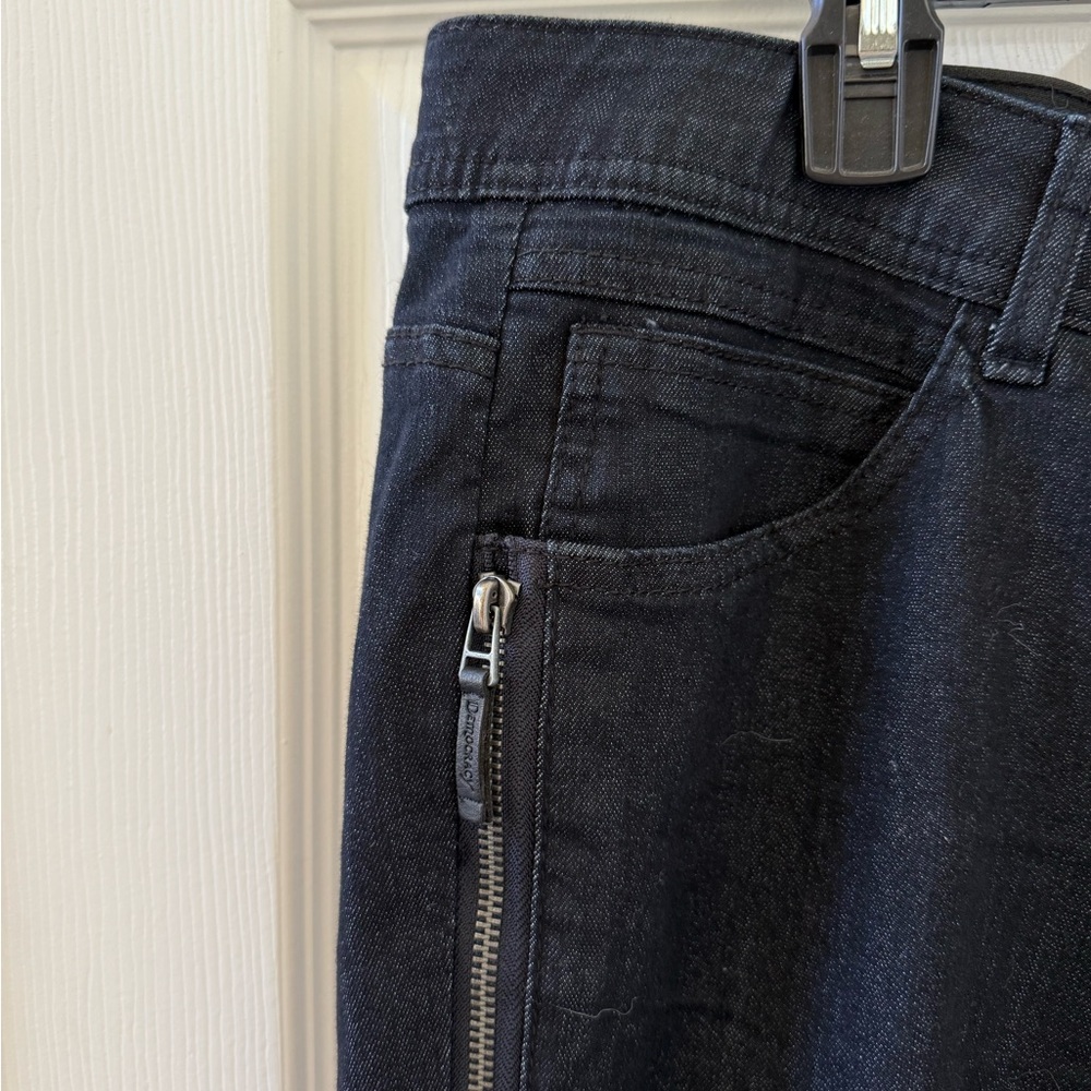 Democracy Women's Dark Indigo Skinny Jeans - Picture 5 of 6